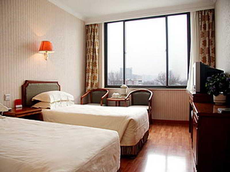 Far East Hotel Пекін Екстер'єр фото
