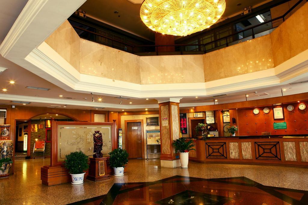 Far East Hotel Пекін Екстер'єр фото